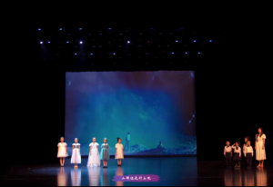 少儿口才朗诵表演节目《山那边,向云端》全套演出资料_少儿口才节目网