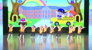 少儿口才朗诵表演节目《小小接班人》全套演出资料_少儿口才节目网