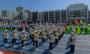 运动会开幕式趣味表演《Lucky》全套资源包_少儿口才节目网