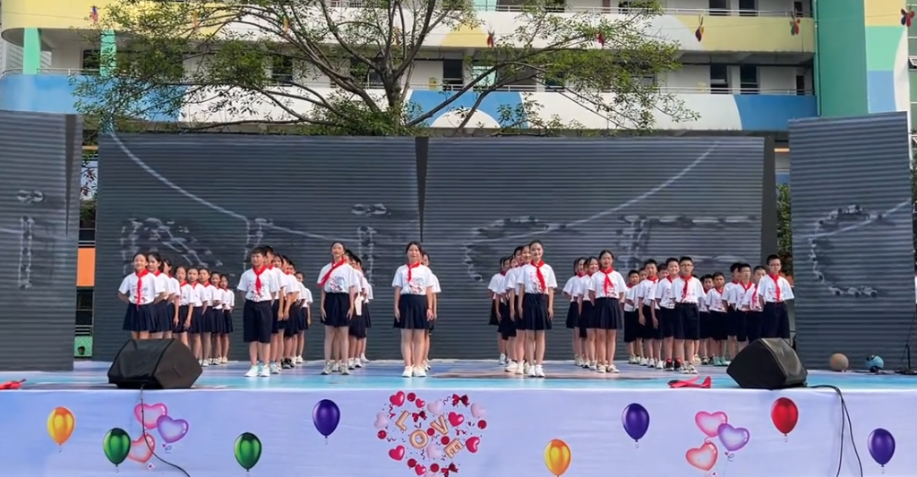 少儿六年级毕业舞蹈表演《启程》全套资源包_少儿口才节目网